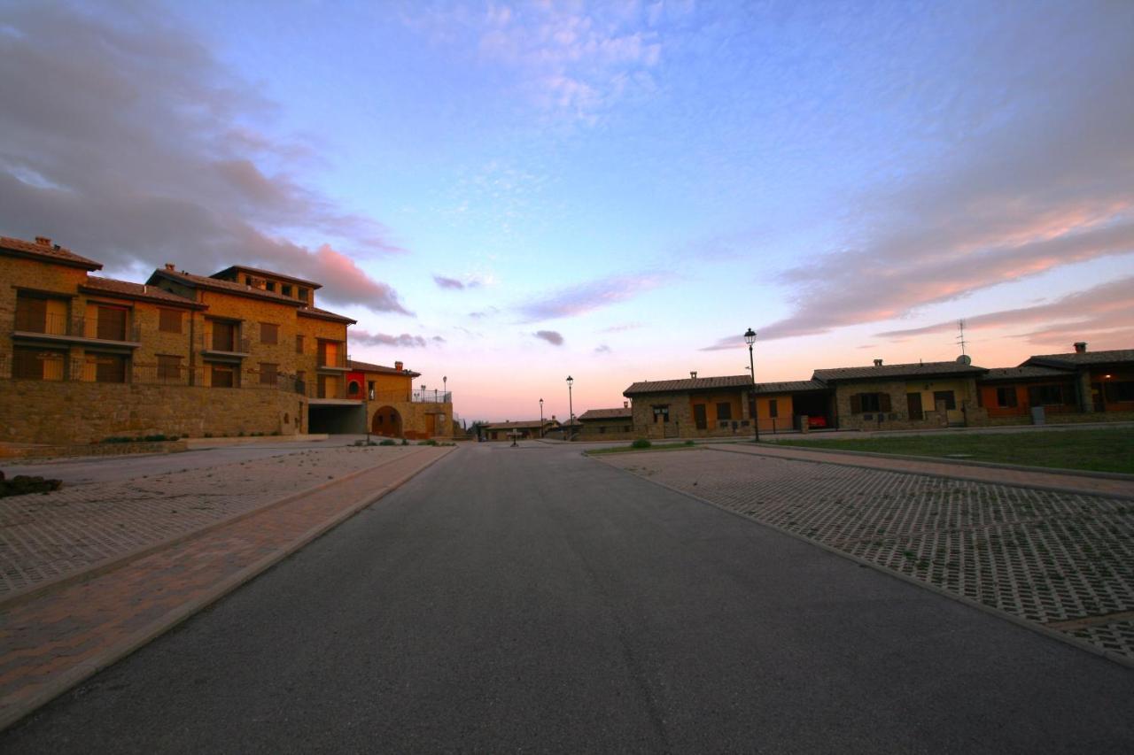 Case Vacanze Villini Panoramici Sul Lago Trasimeno Castel Rigone Exterior foto